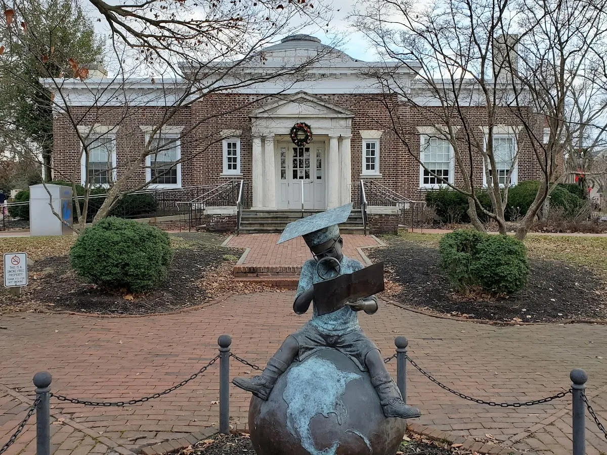 Haddonfield Public Library