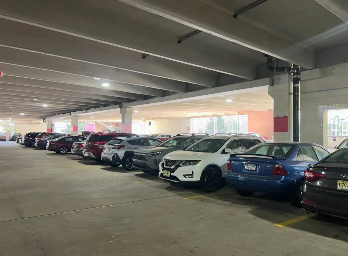 Hamilton Station Park & Ride Garage