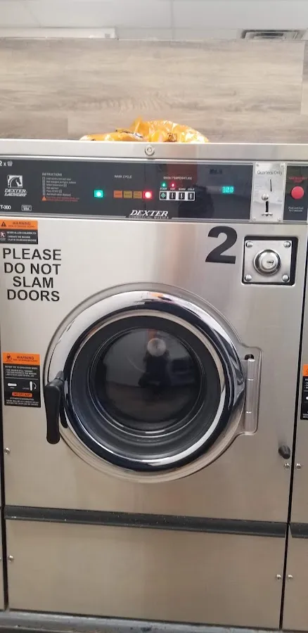 Handee Laundromat photo 4