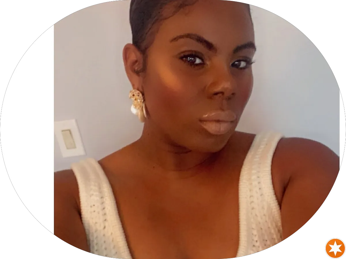 Hands Down Nail Studio & Spa