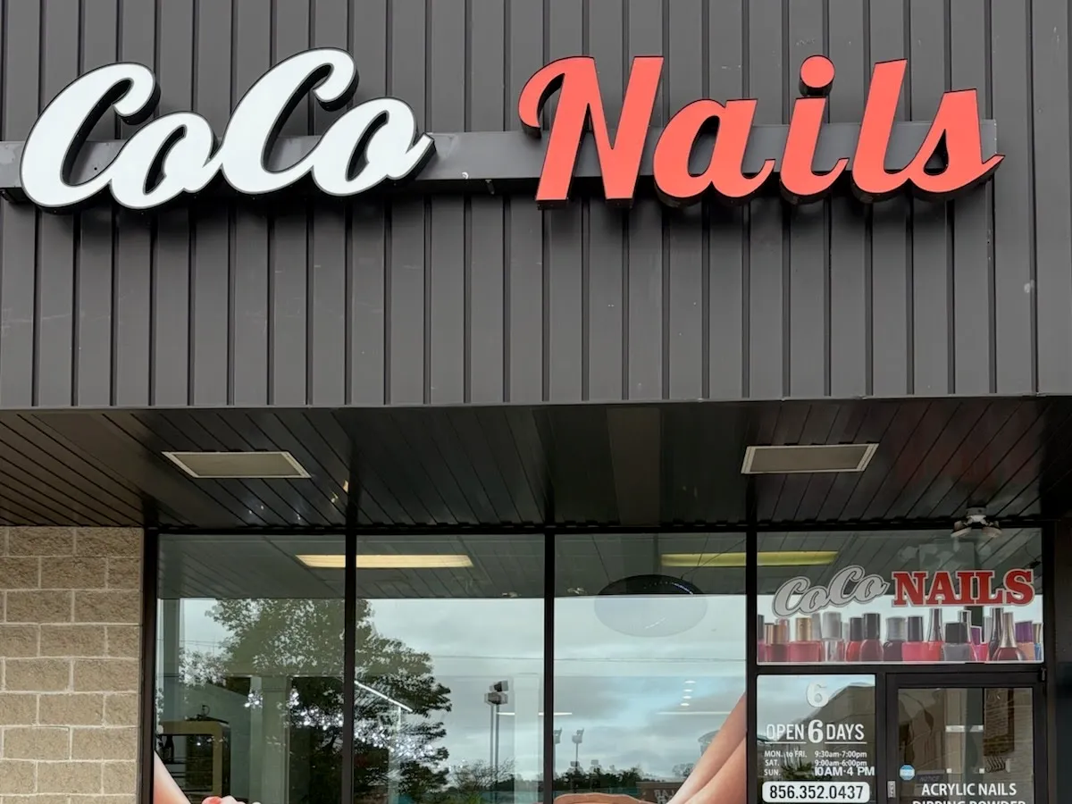 Hands Down Nail Studio & Spa photo 2