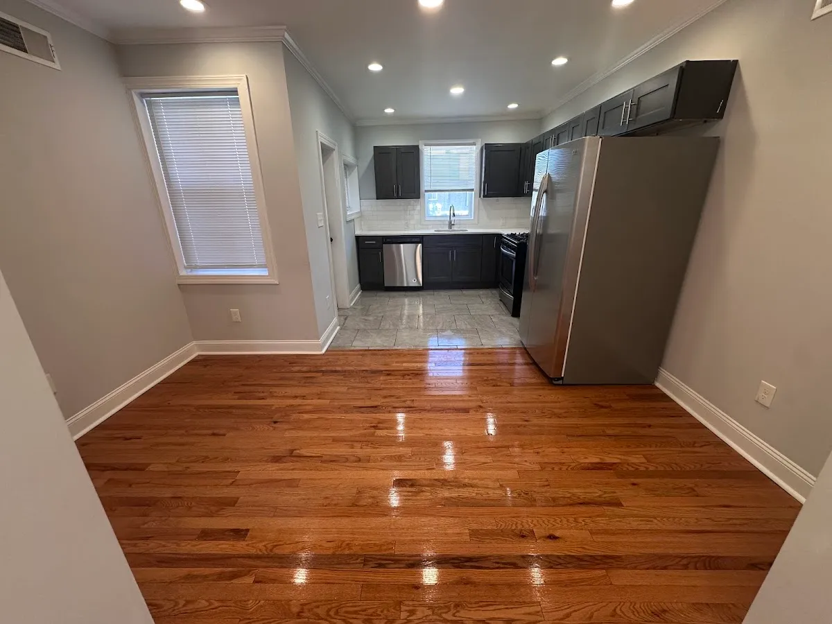 HAPPY CLEANING SERVICES photo 2