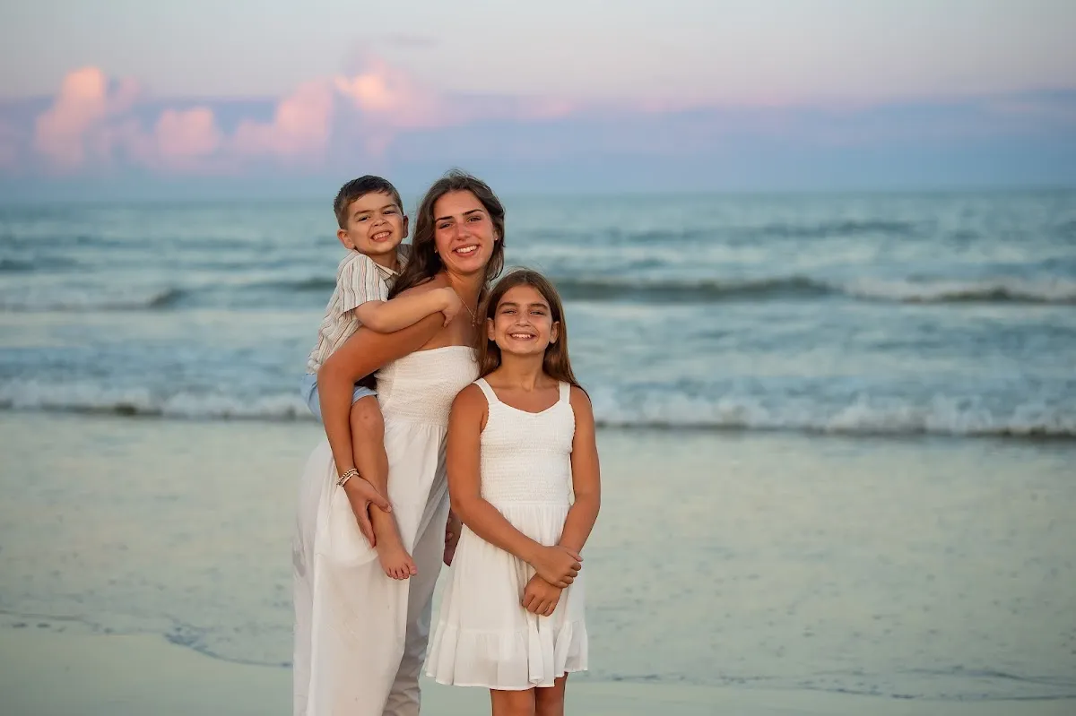 Heather Thomas Photography, LLC