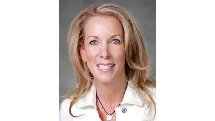 Heidi J Weinroth, MD