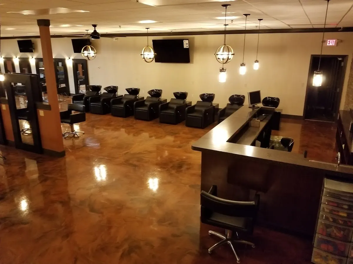 Hello Gorgeous Salon & Spa