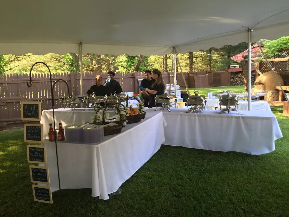 Henri's Hotts Barbeque