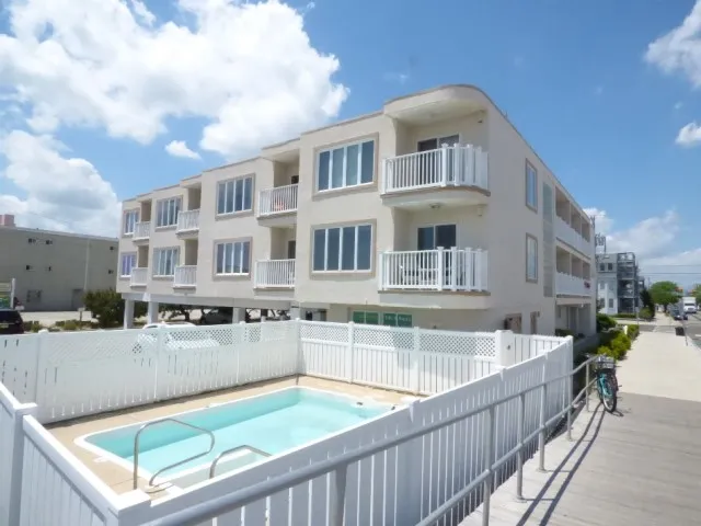 Herbert (Mac) Birch III Real Estate Team