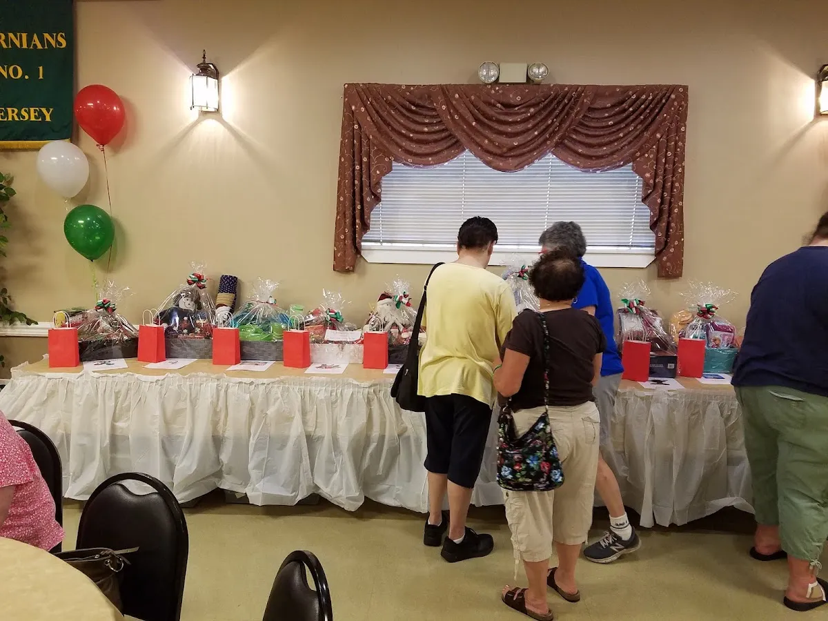 Hibernian Club photo 5