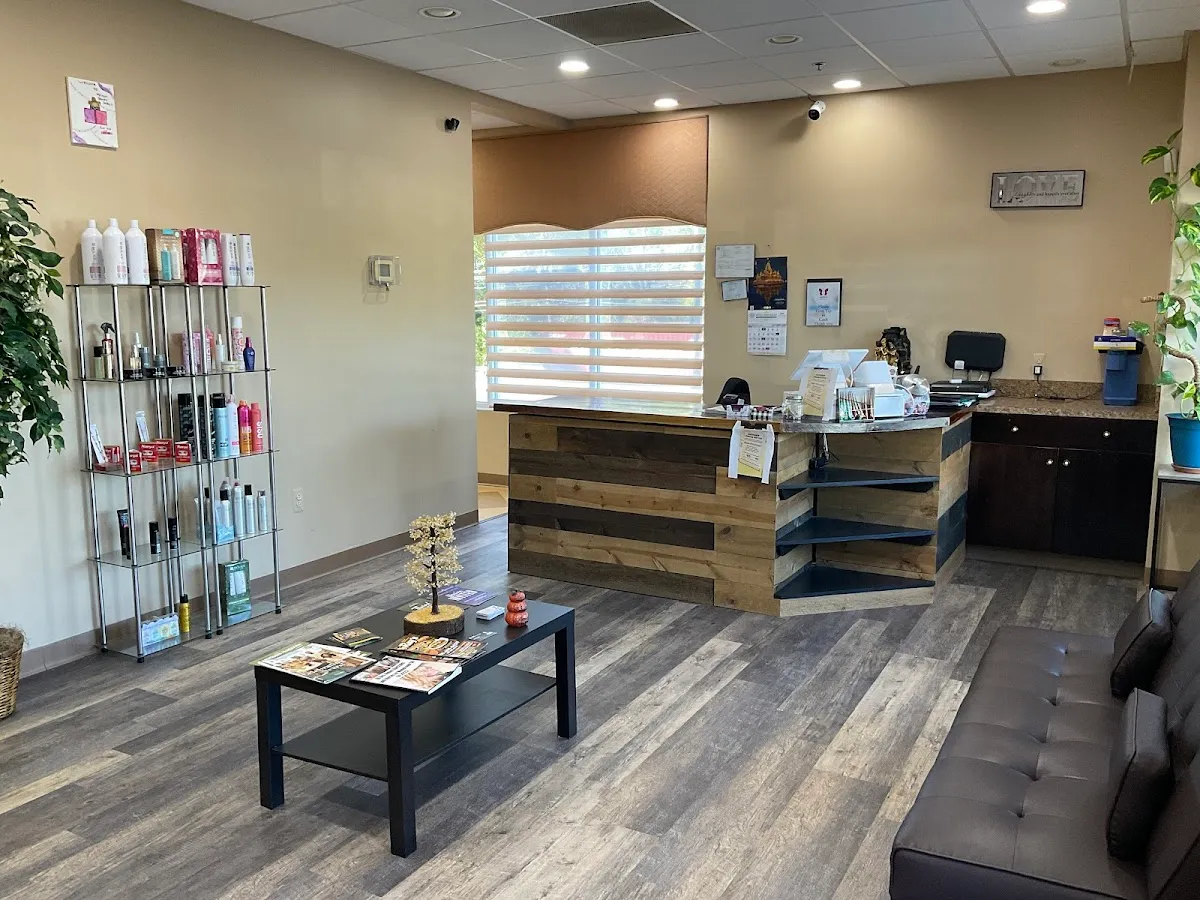 Hiya’s Beauty Salon photo 4