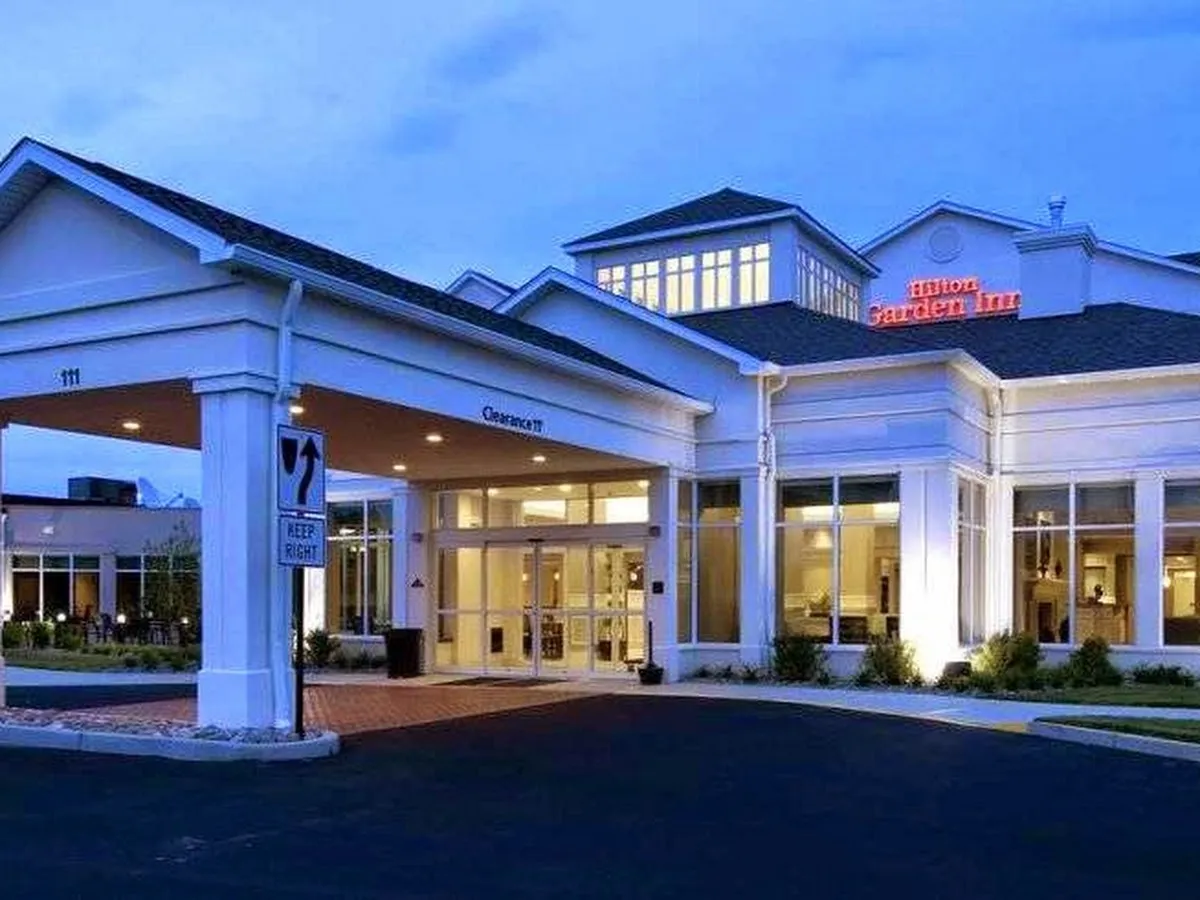 Holiday Inn Express & Suites Burlington - Mount Holly photo 4