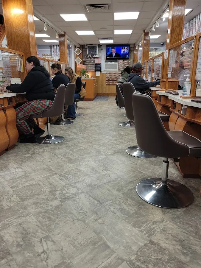 Hollywood Nails photo 4