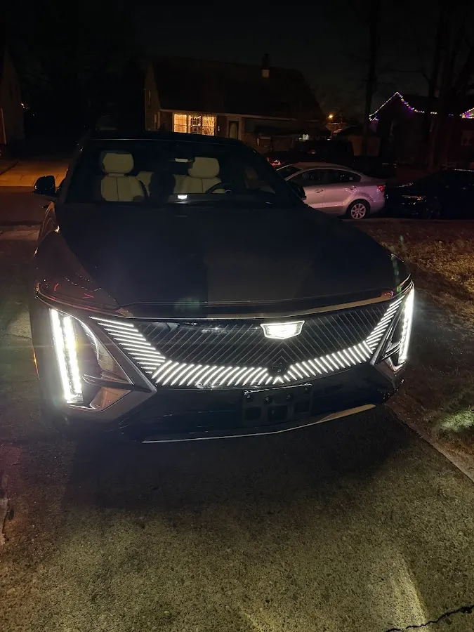 Holman Cadillac photo 2