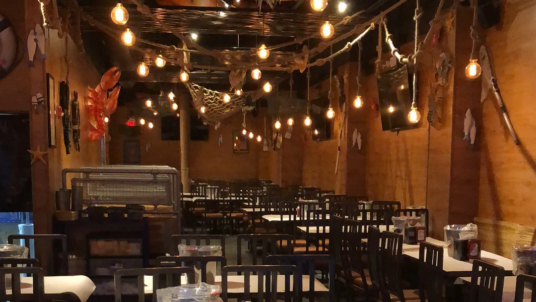 Hook & Reel Cajun Seafood & Bar photo 2