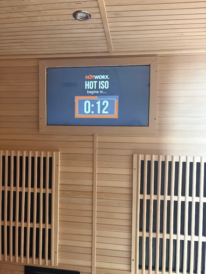 HOTWORX - Mount Laurel, NJ - HWY 73 photo 3