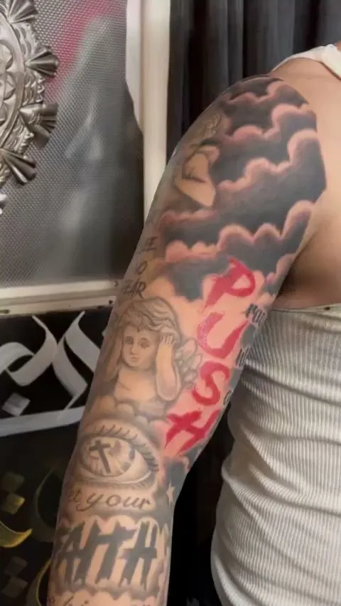 Hourglass Tatz photo 3