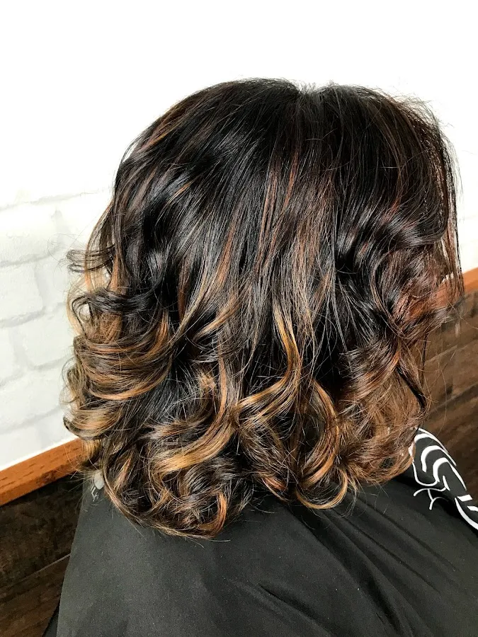 House of Excellence 201 Hair Salon photo 3