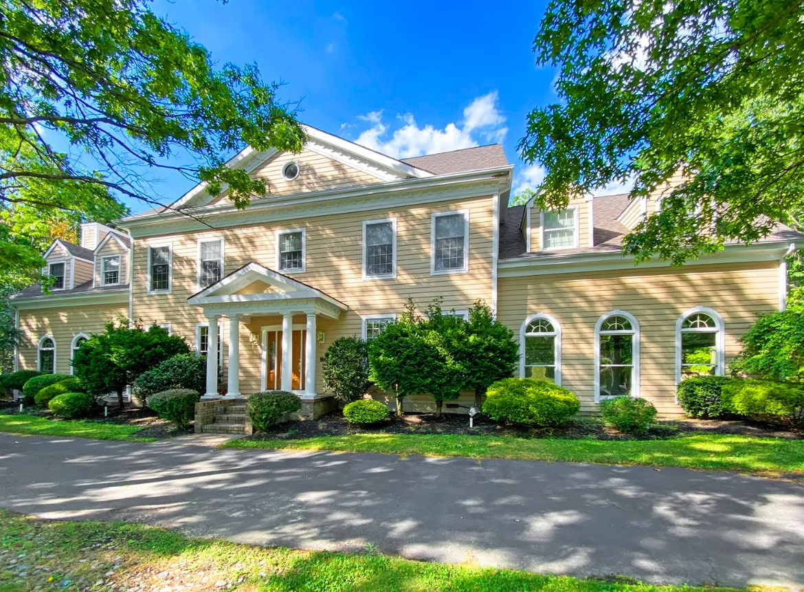 Howard Winters Real Estate Team