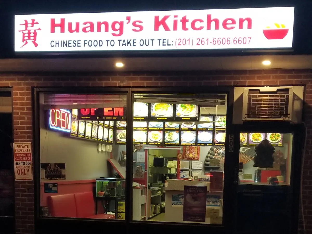 Huang's Kitchen