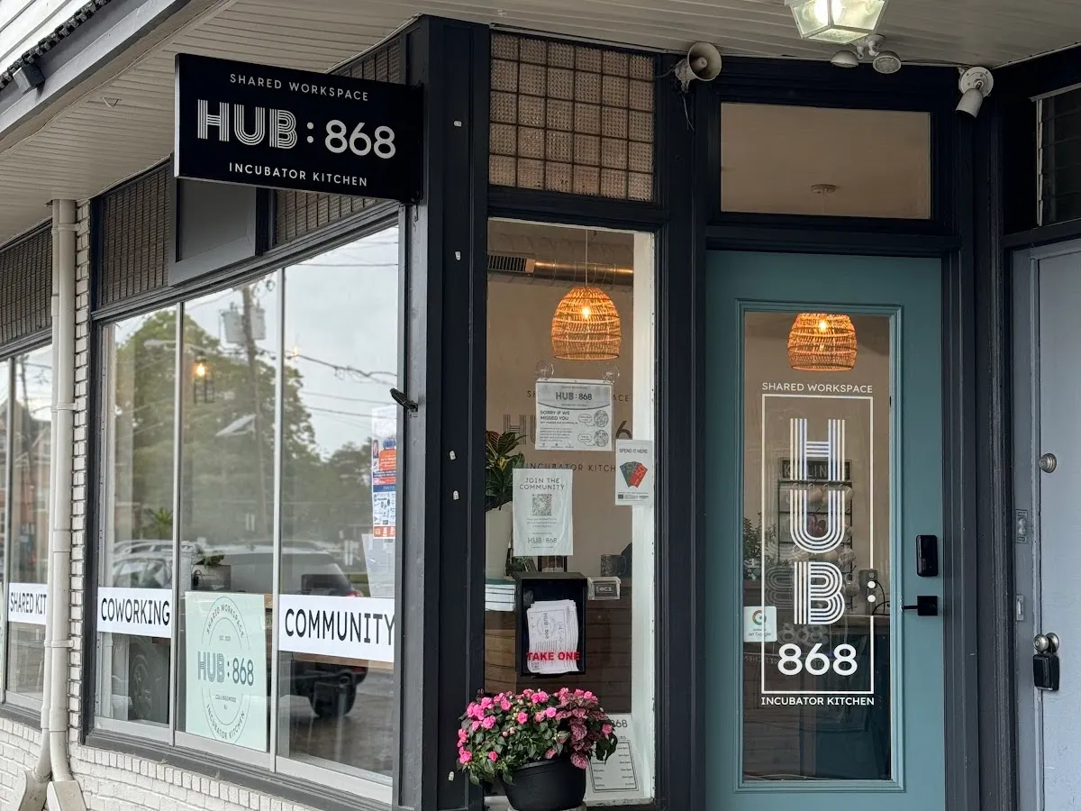 Hub:868 Shared Workspace + Incubator Kitchen