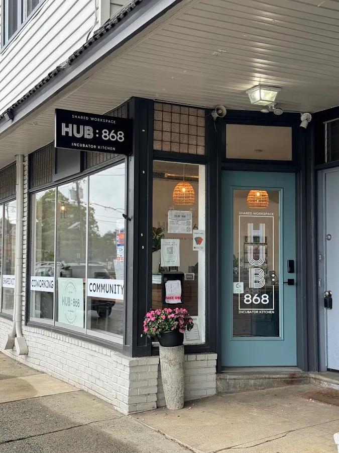 Hub:868 Shared Workspace + Incubator Kitchen photo 2