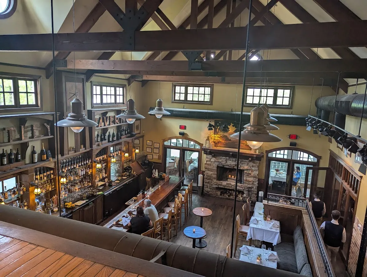 Huntley Taverne photo 2