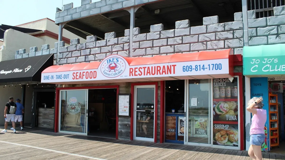 Ike's Famous Crabcakes