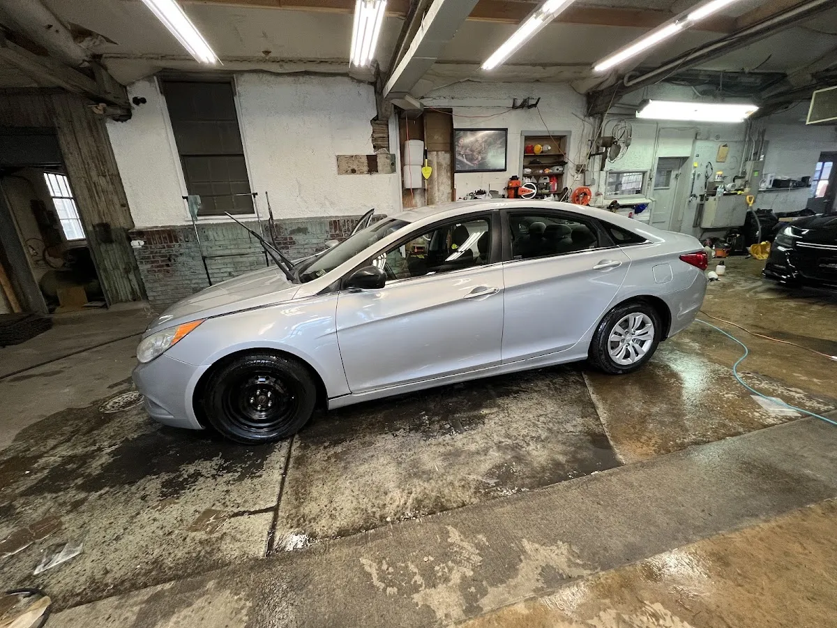 In and Out Detailz LLC