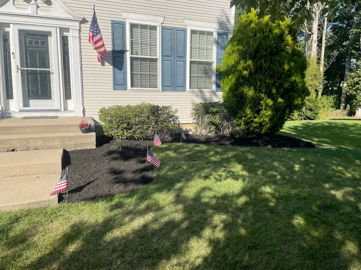 Indigo G Lawn Care photo 3