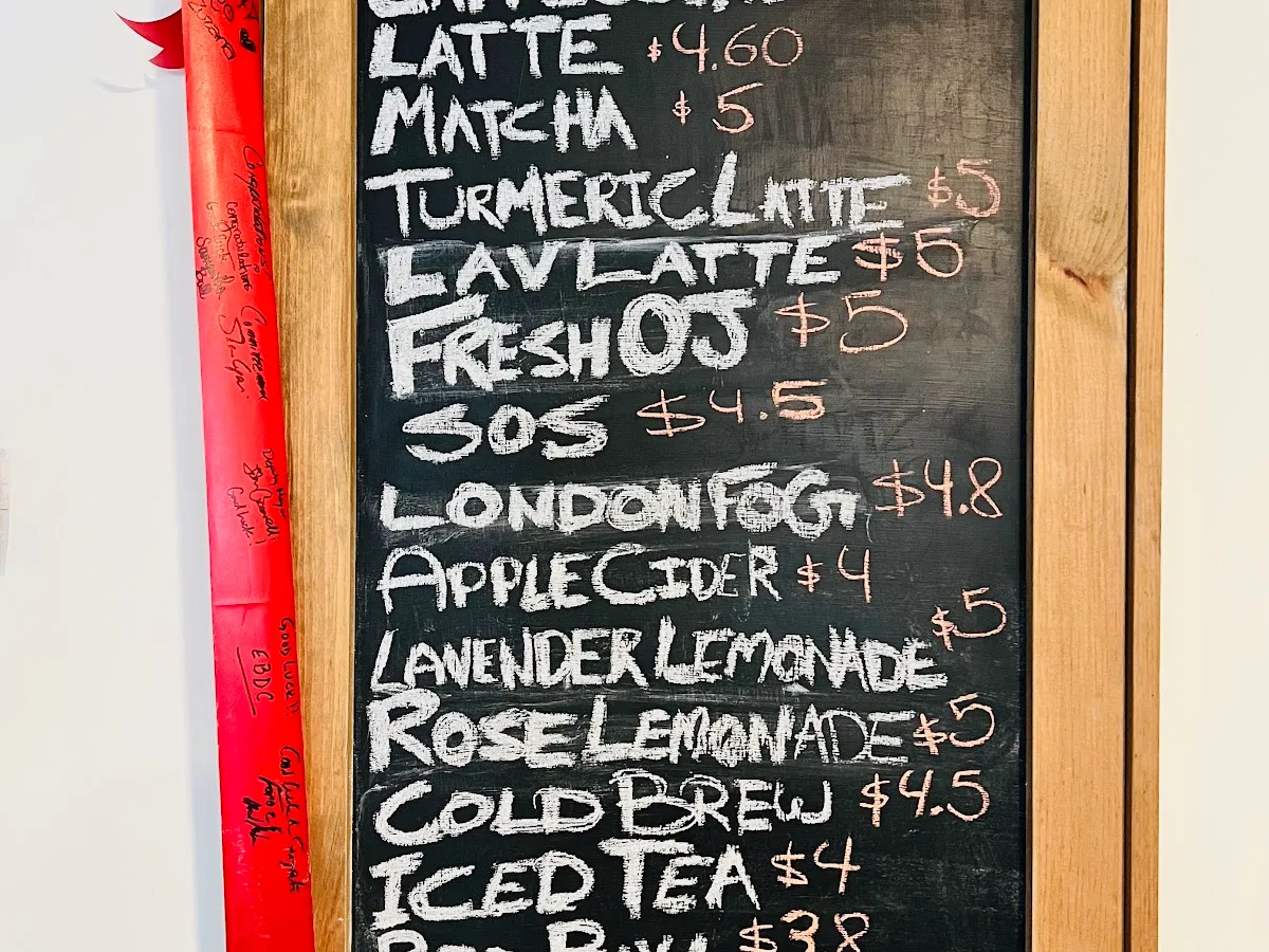 it's a hidden cafe photo 3