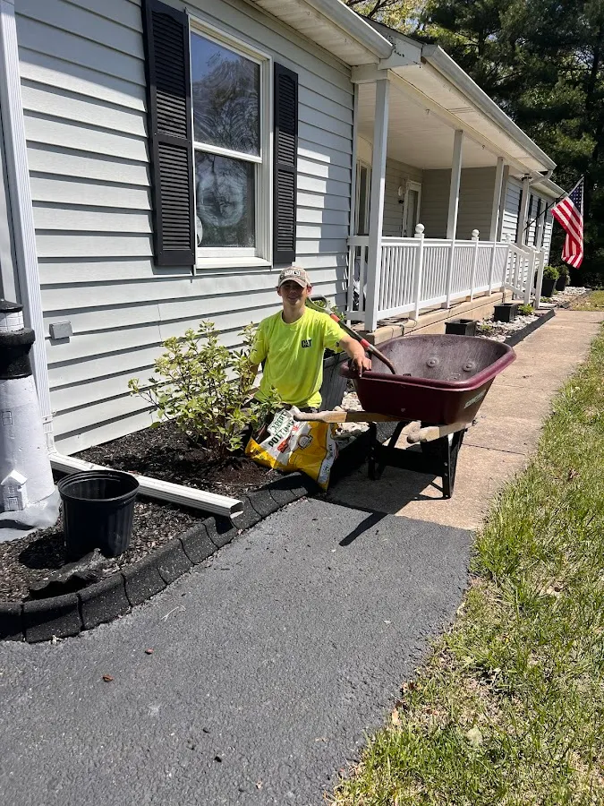 J. Fazzio Inland Tree & Landscaping Services, LLC photo 2