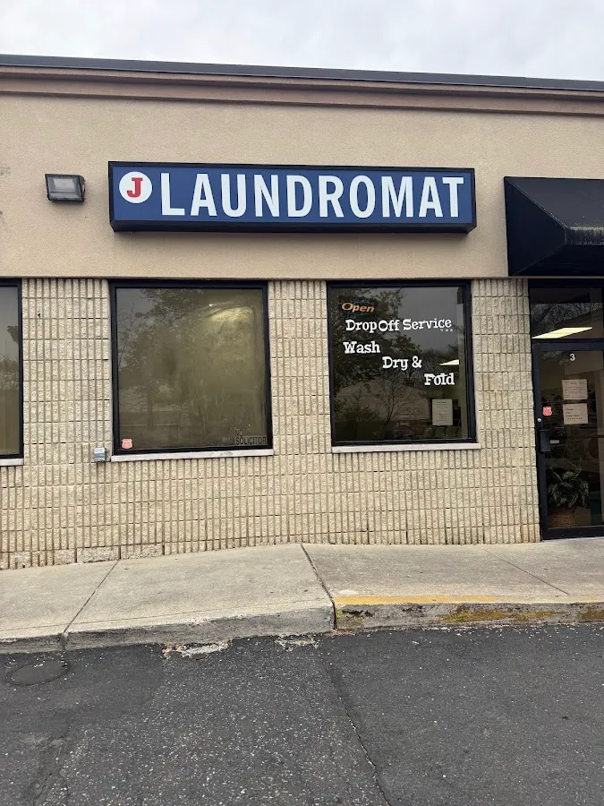 J Laundromat photo 2