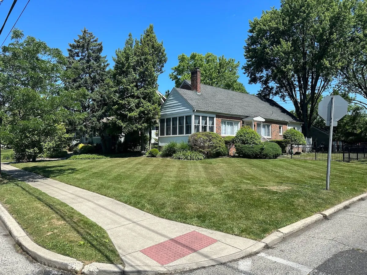 Jack's Lawn Maintenance photo 3