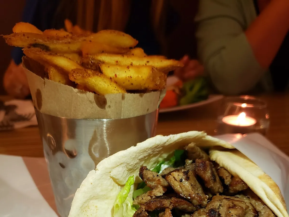 JAVOS (Avo's Grill) photo 4