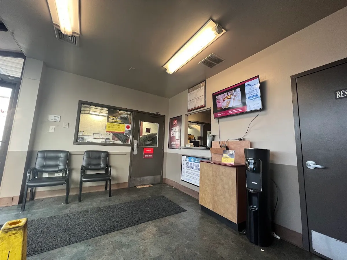 Jiffy Lube photo 5