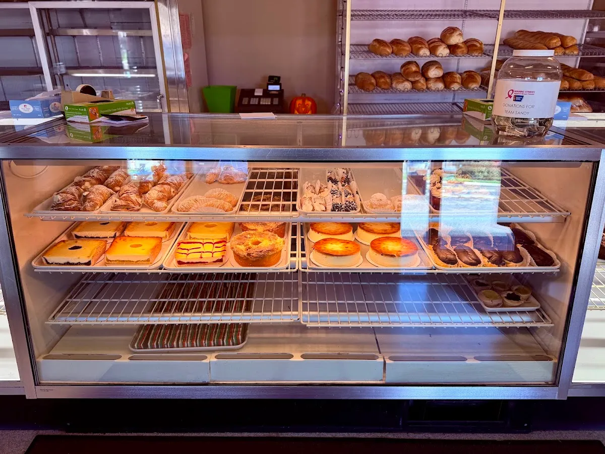 Jim Main's Bakery & Pizza photo 2