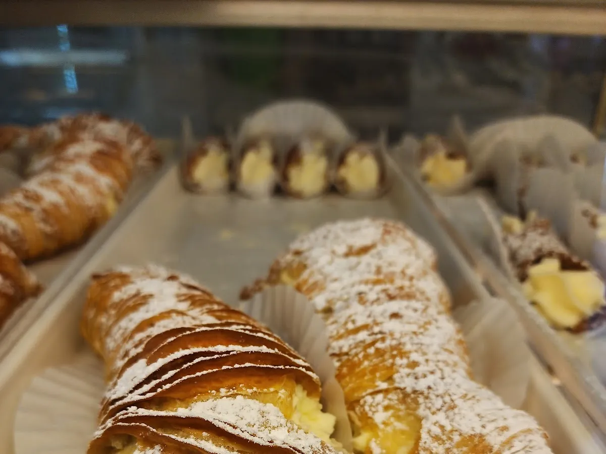 Jim Main's Bakery & Pizza photo 5