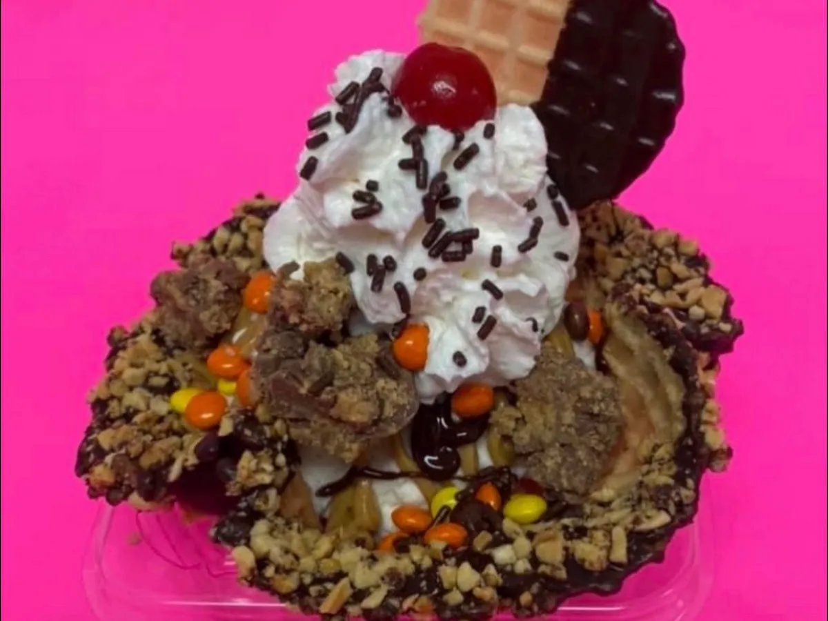 Jimmies Scoops & More photo 3