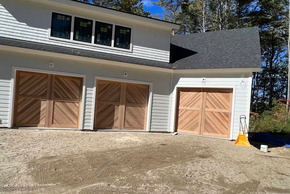 Jlynn R. Overhead Door & Construction photo 2