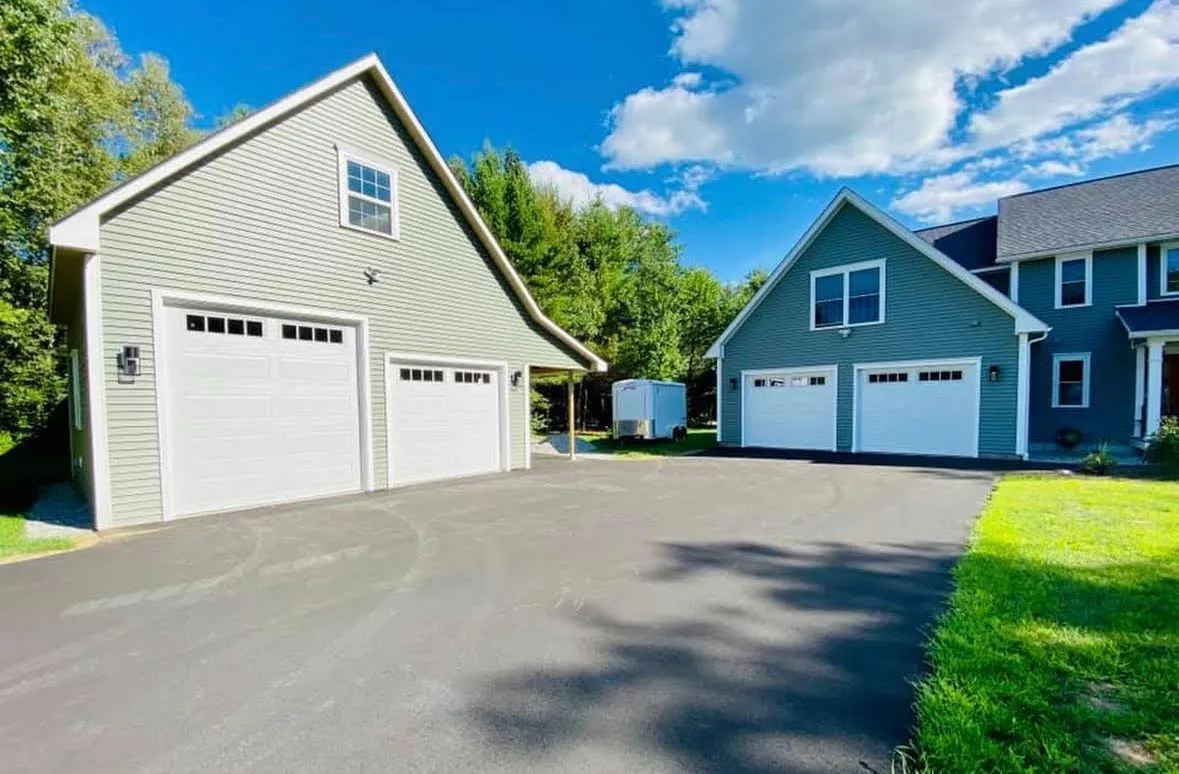 Jlynn R. Overhead Door & Construction photo 4