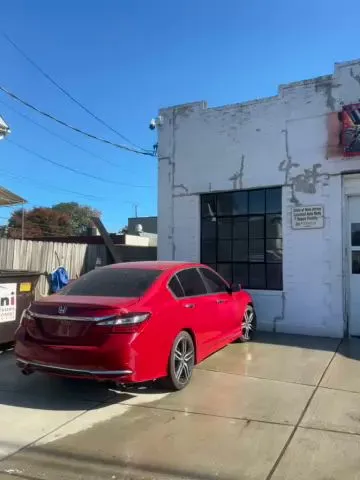 J&M Collision Auto Repair LLC photo 3