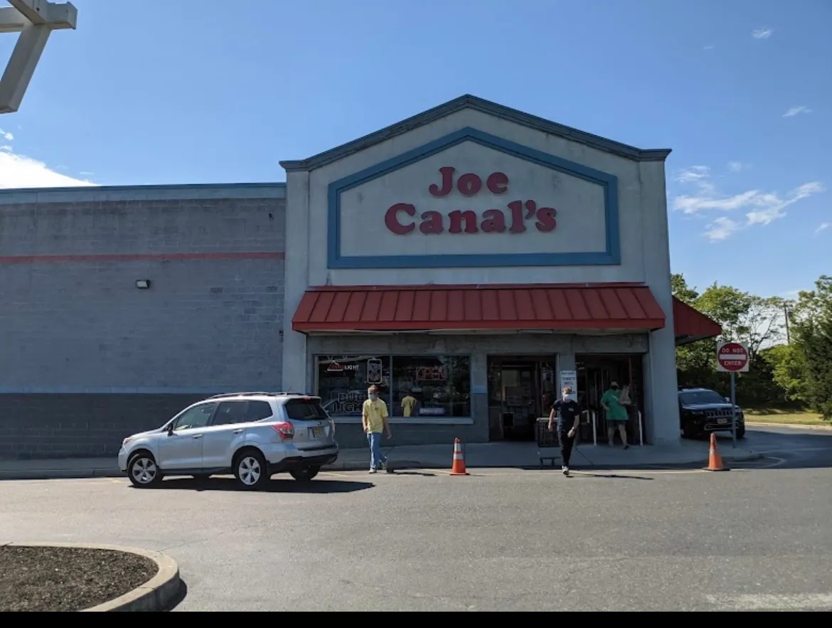 Joe Canal's Discount Liquor