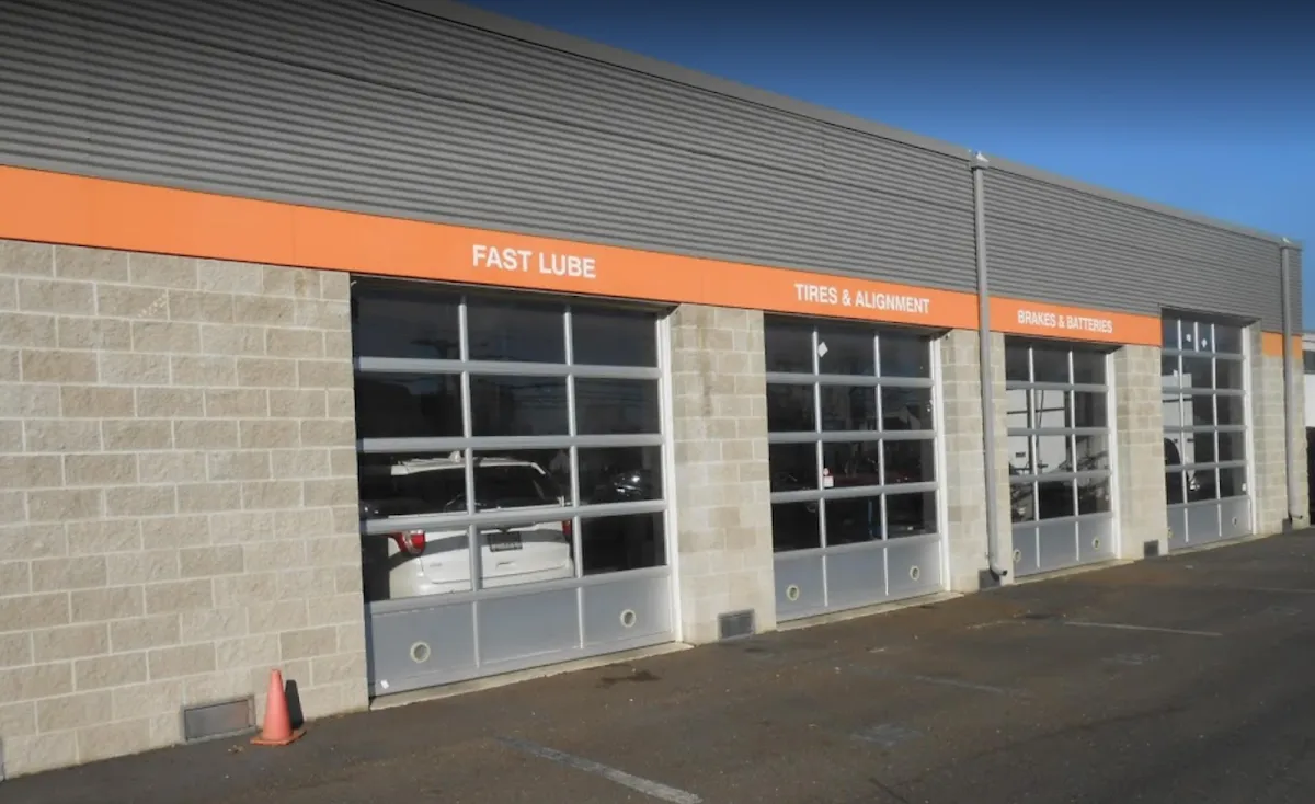 Johnson Ford photo 4