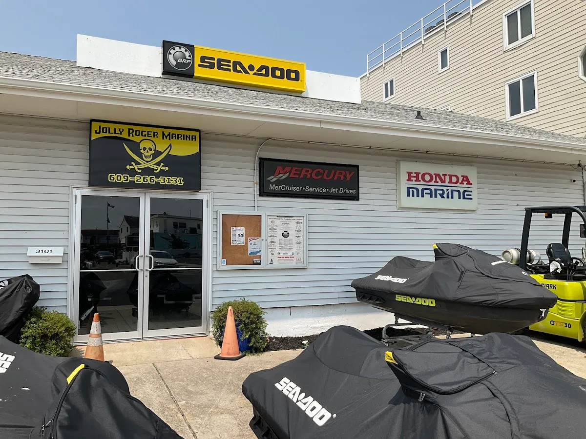 Jolly Roger Marina photo 5