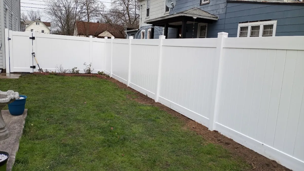 Jose Fence and Landscaping LLC