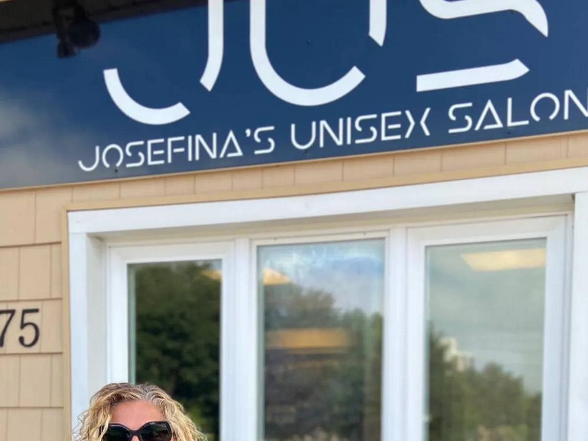 Josefina's Unisex Salon