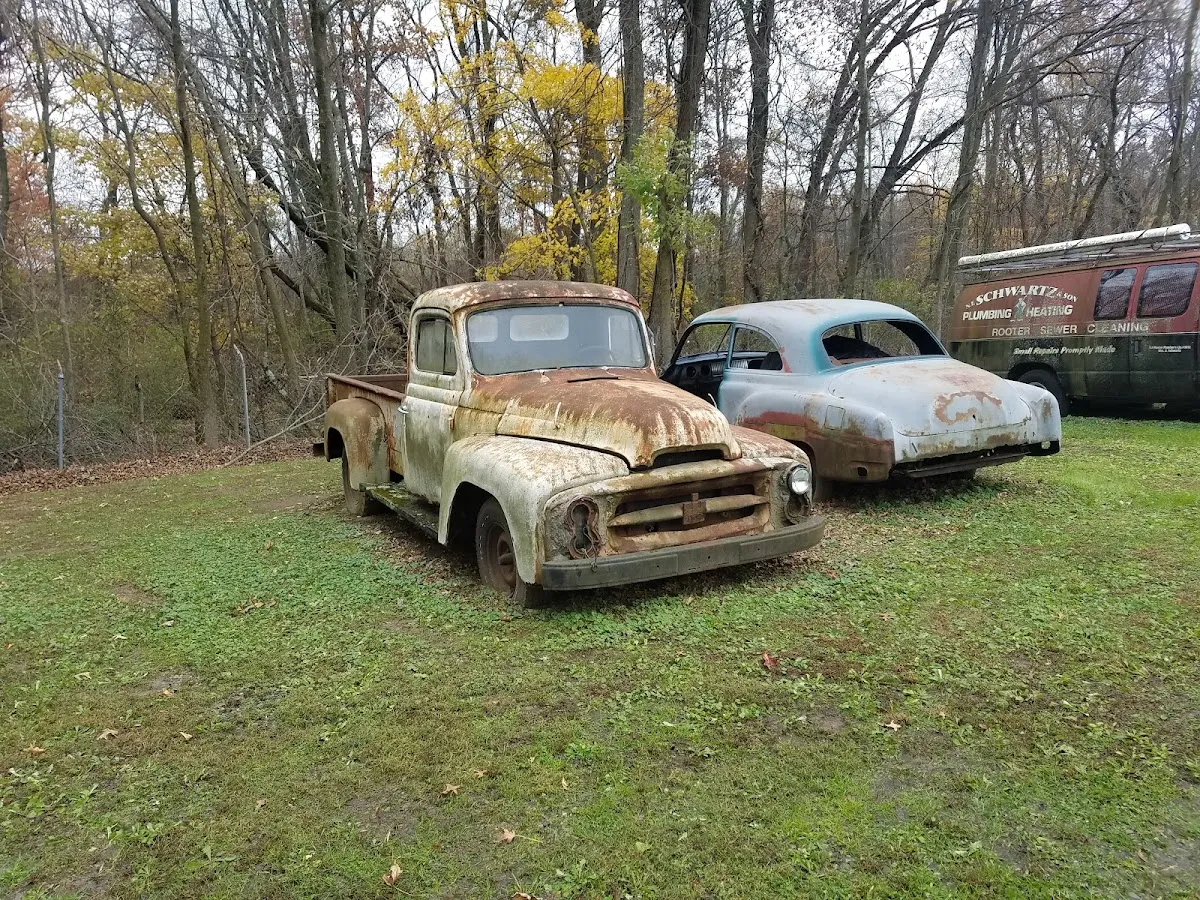 Jr's AUTO BODY photo 5