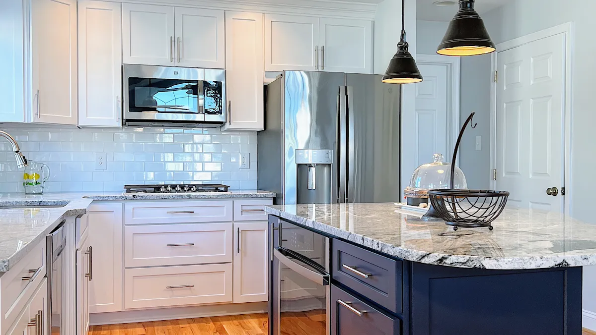 JS Cabinet Refinishing