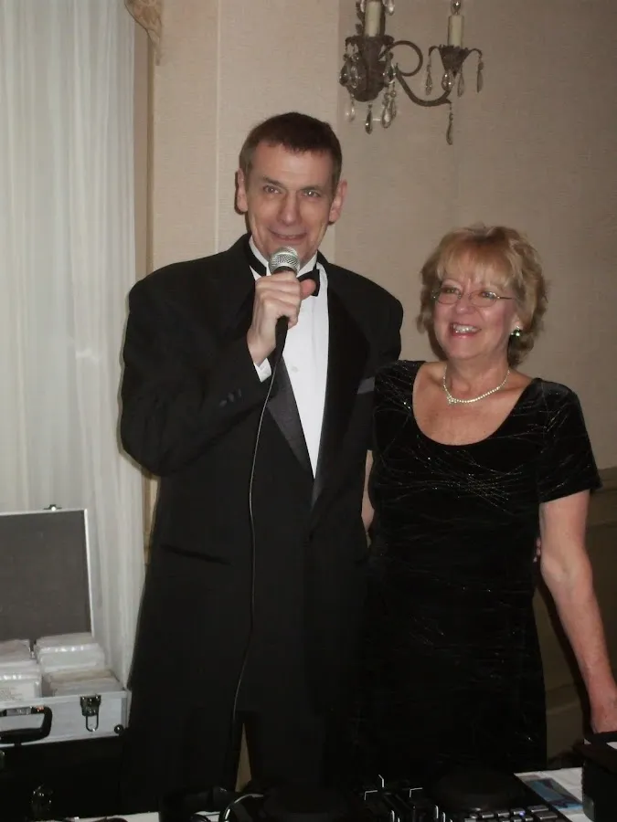 JTM Entertainment-DJ's For All Those Special Occasions