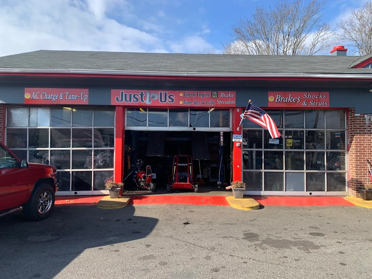 Just Us Complete Auto Care & Quick Lube photo 2
