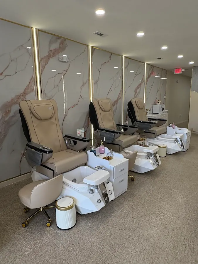 Kaly nails and beauty photo 3